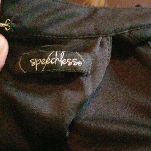 Prom dress - Picture 2 of 6